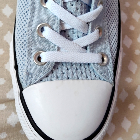 UNISEX- CHUCKS -ALL STAR * Mens 7- Womans 9 - Picture 2 of 5
